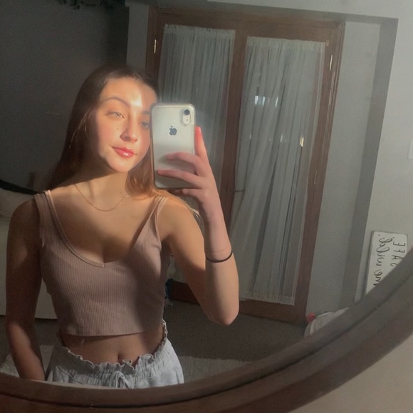 Meet your Posher, Maya - Picture 1 of 1